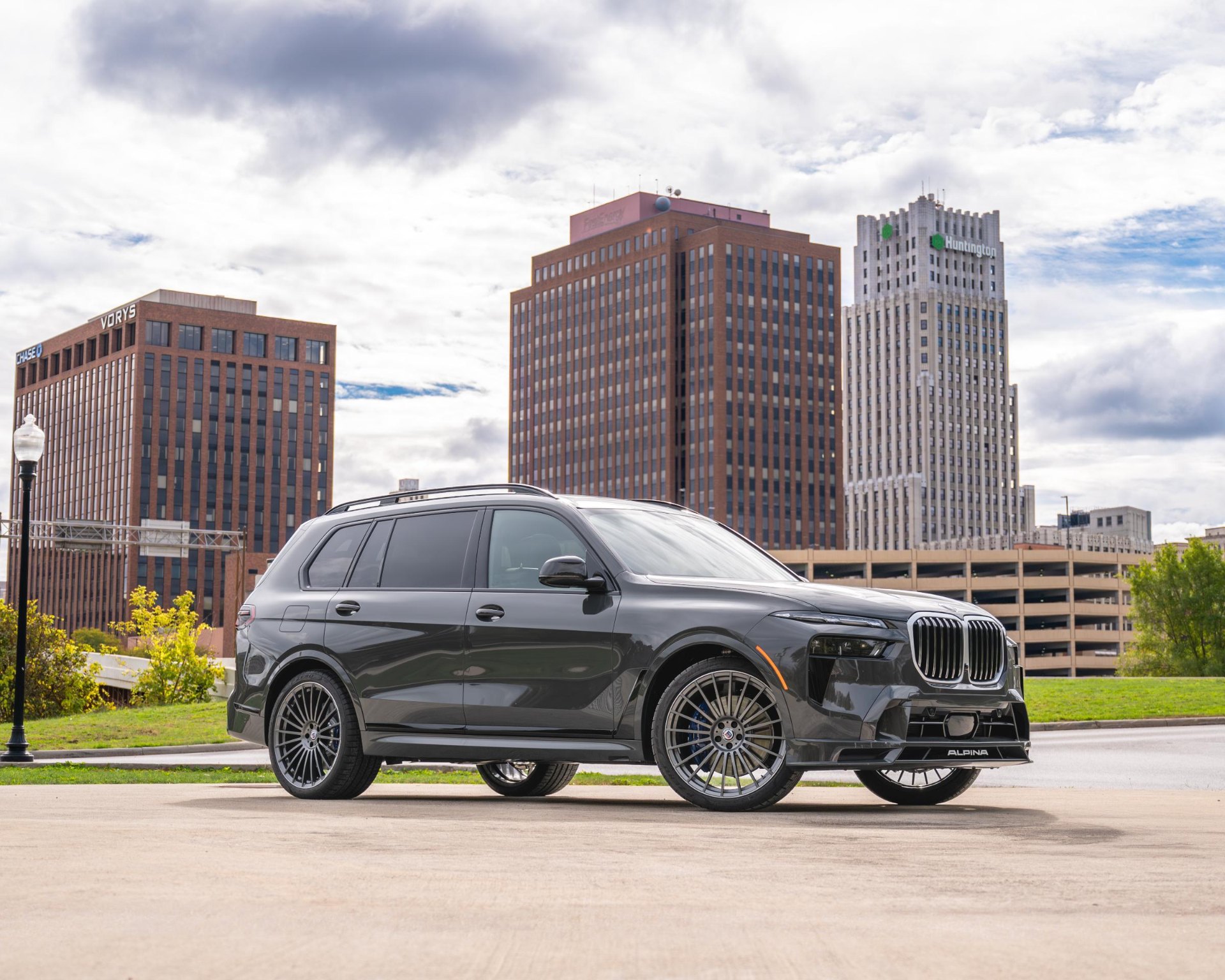 Luxury Automotive — frame 2